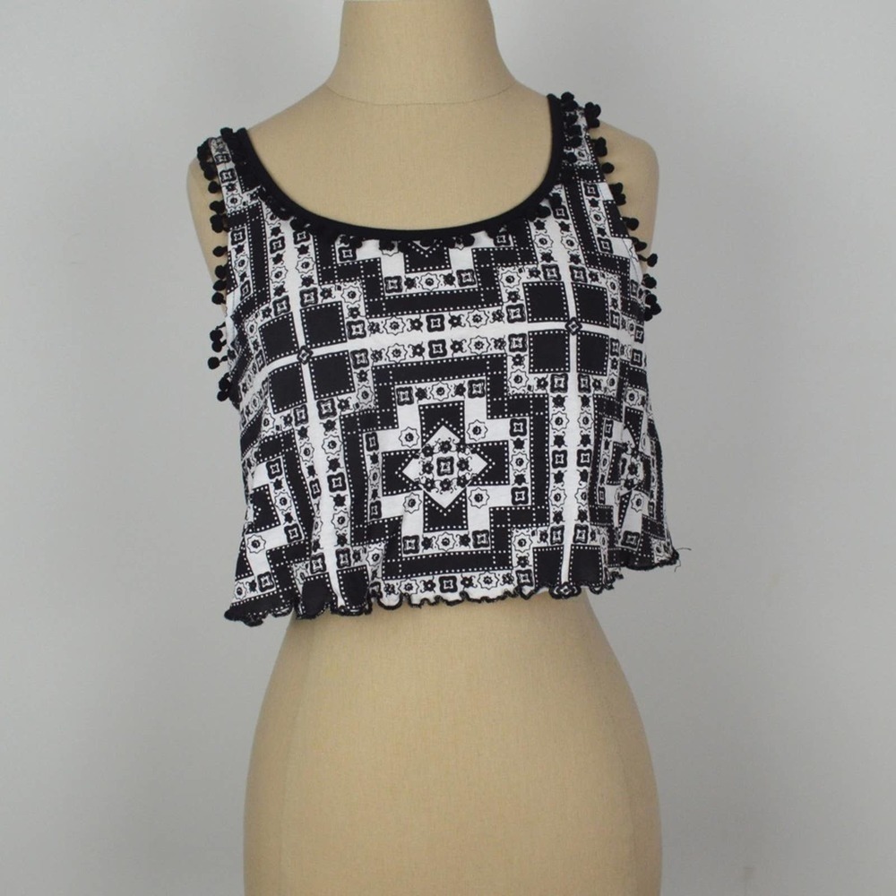 Topshop Aztec Crop Top Petite 2